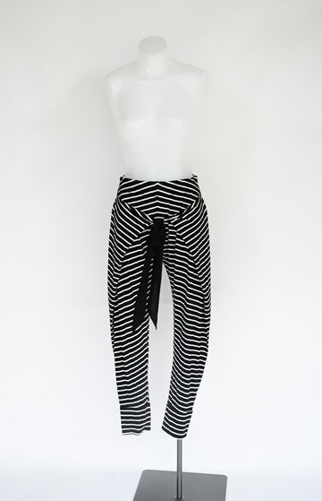 Pretty Basic pants -10